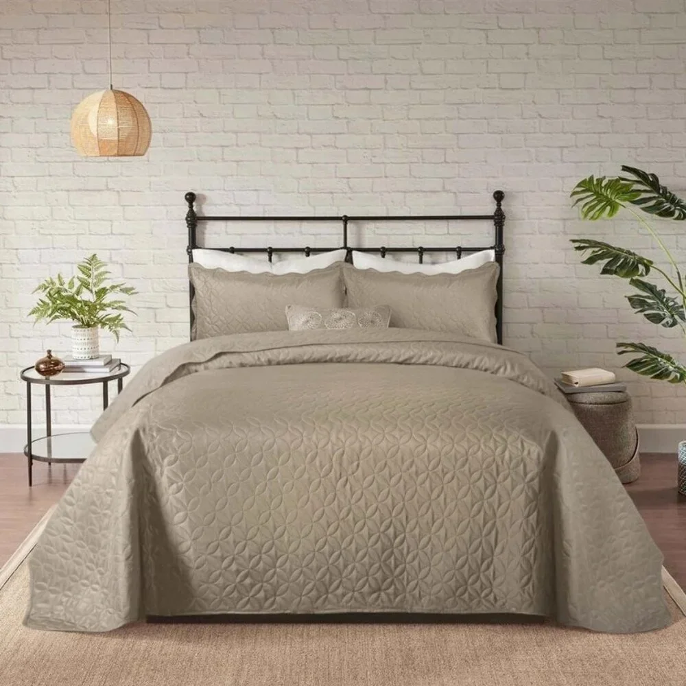 Elegant Taupe Quilted Lightweight Bedspread 3pc Set King